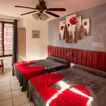 Les Orangers Hotel