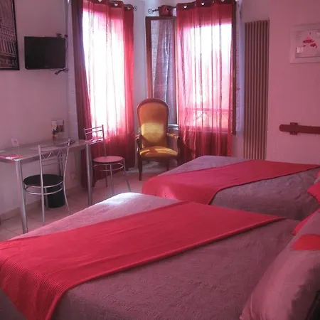 Les Orangers Hotel